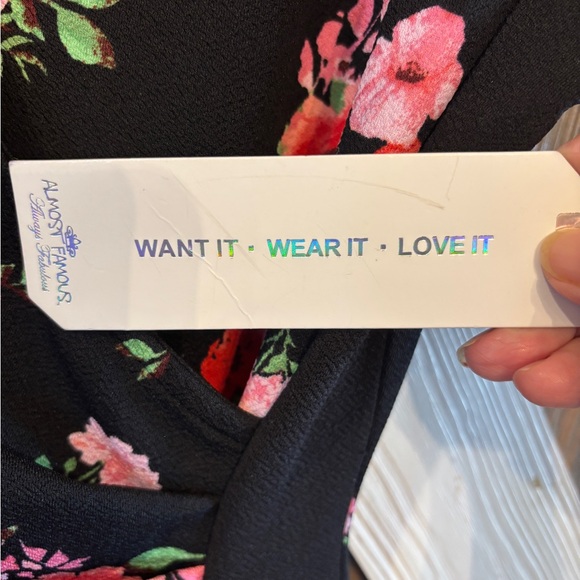 Almost Famous Black Floral Faux Wrap Mini Dress Sz large - Picture 4 of 6